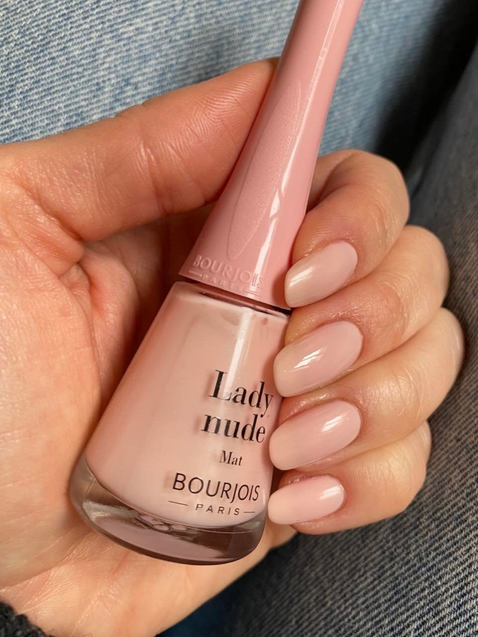 bourjois lady nude mat nail polish swatch